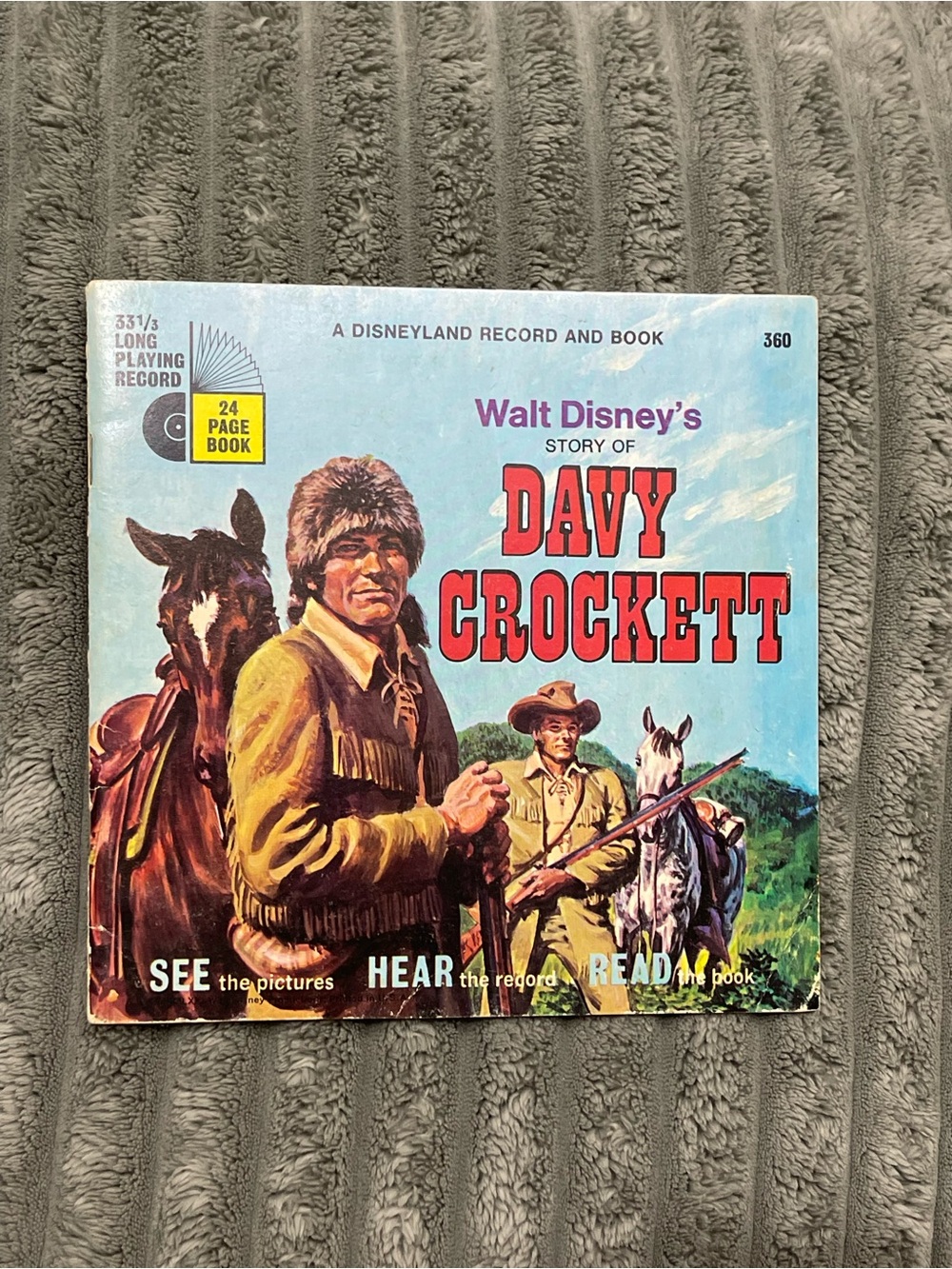 Disney Davy Crockett Story Book - Blue & Red Cover